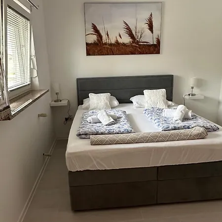 Baldi -apartmani Danny * Tar-Vabriga
