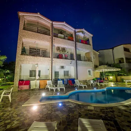 Apartment Baldi -apartmani Danny Tar-Vabriga