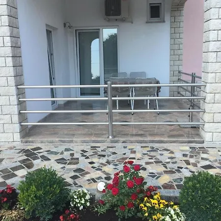 Baldi -apartmani Danny Тар