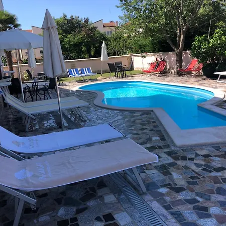 Baldi -apartmani Danny * Tar-Vabriga