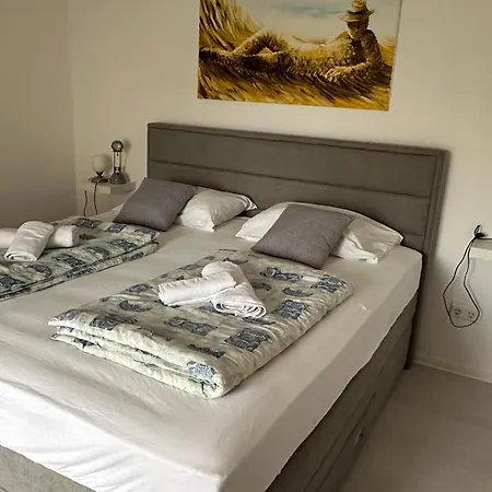 Baldi -apartmani Danny * Tar-Vabriga