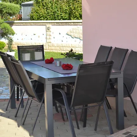 Baldi -apartmani Danny * Tar-Vabriga