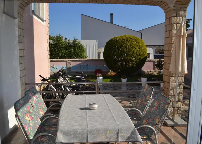 Baldi -apartmani Danny Appartement *